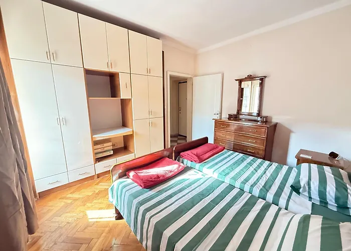 Charming Terrace דירה פודגוריצה